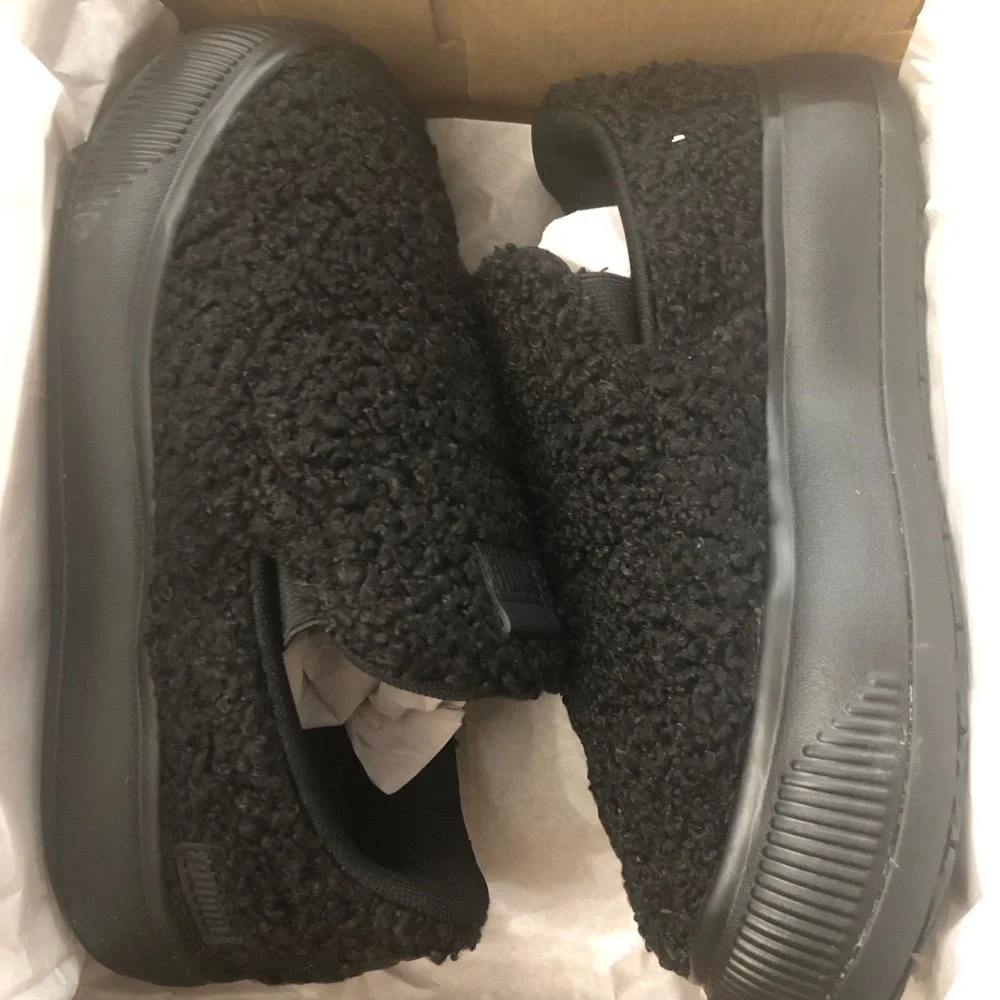 PUMA Womens Suede Mayu Slip-On Sneakers Shoes , Black, W/10
